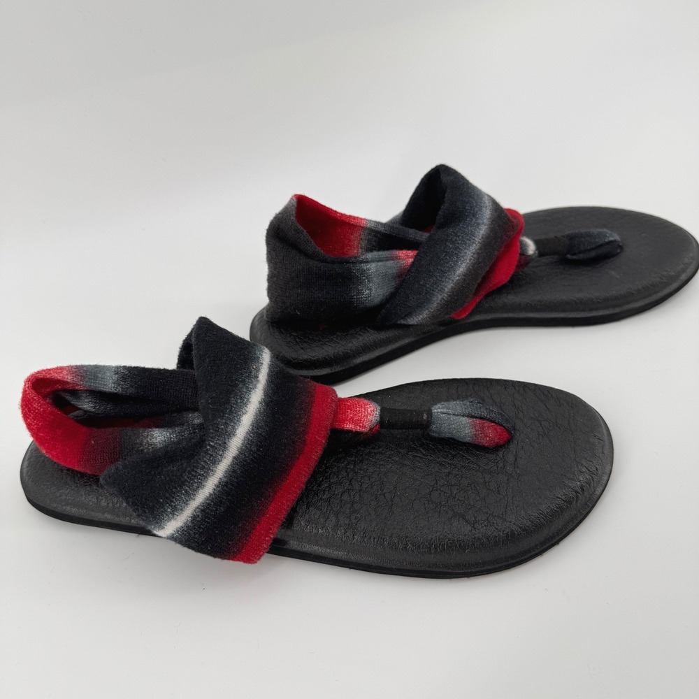 Sanuk Yoga Sling 2 Sandals Womens 7 Red‎ Black Grey Stretch Knit Yoga Mat Sole